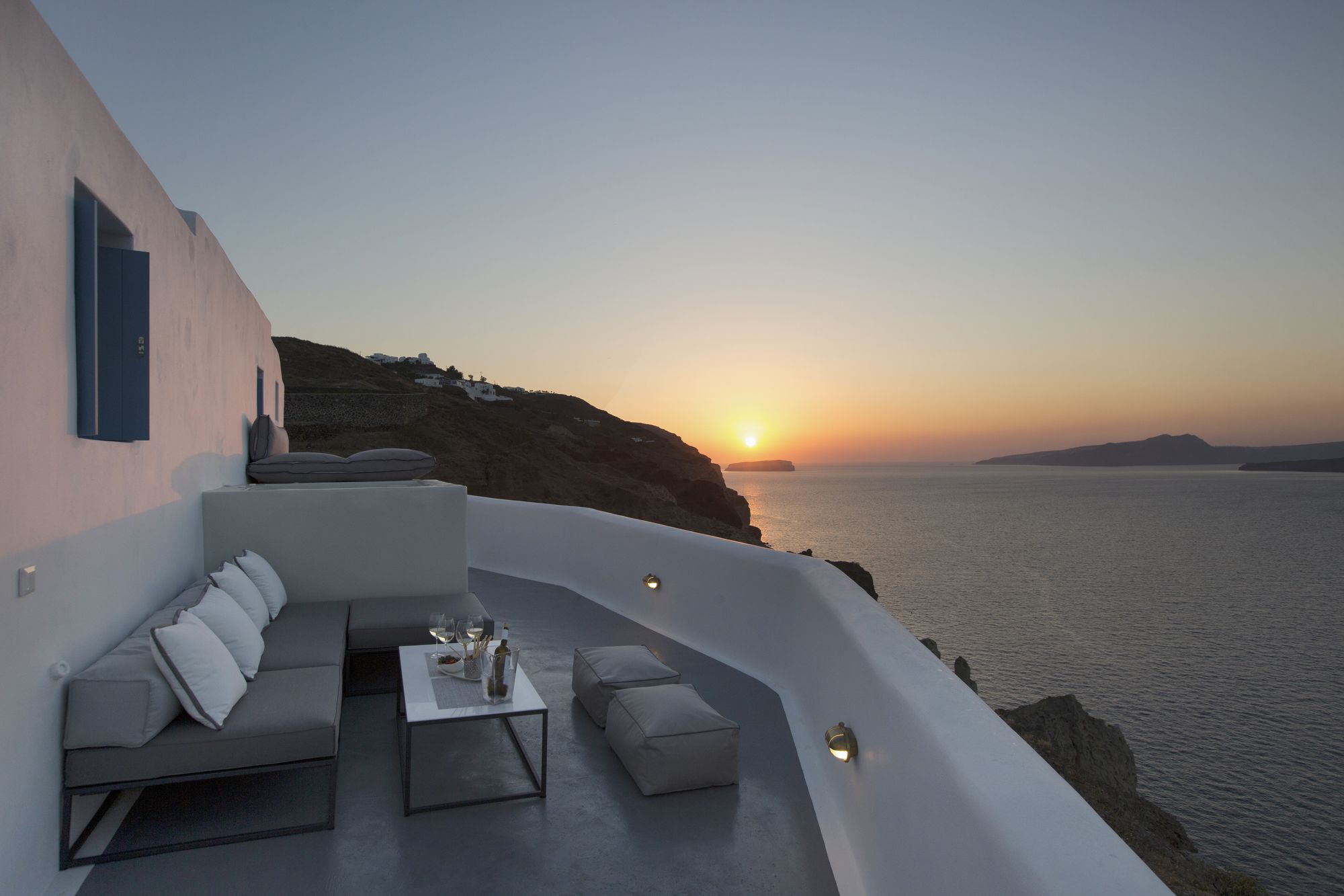 Akrotiri Cove Exterior photo